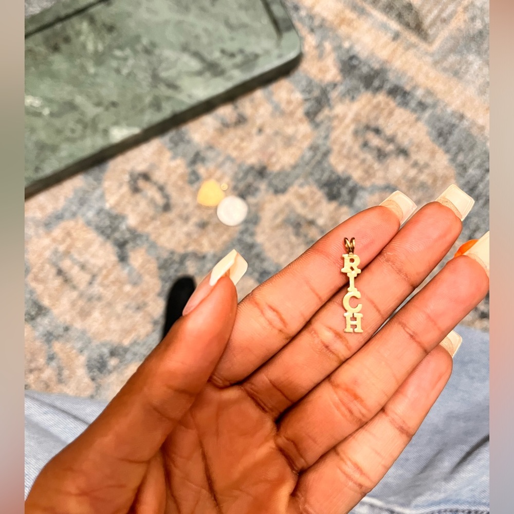 Vintage 14k Gold “Rich” Pendant